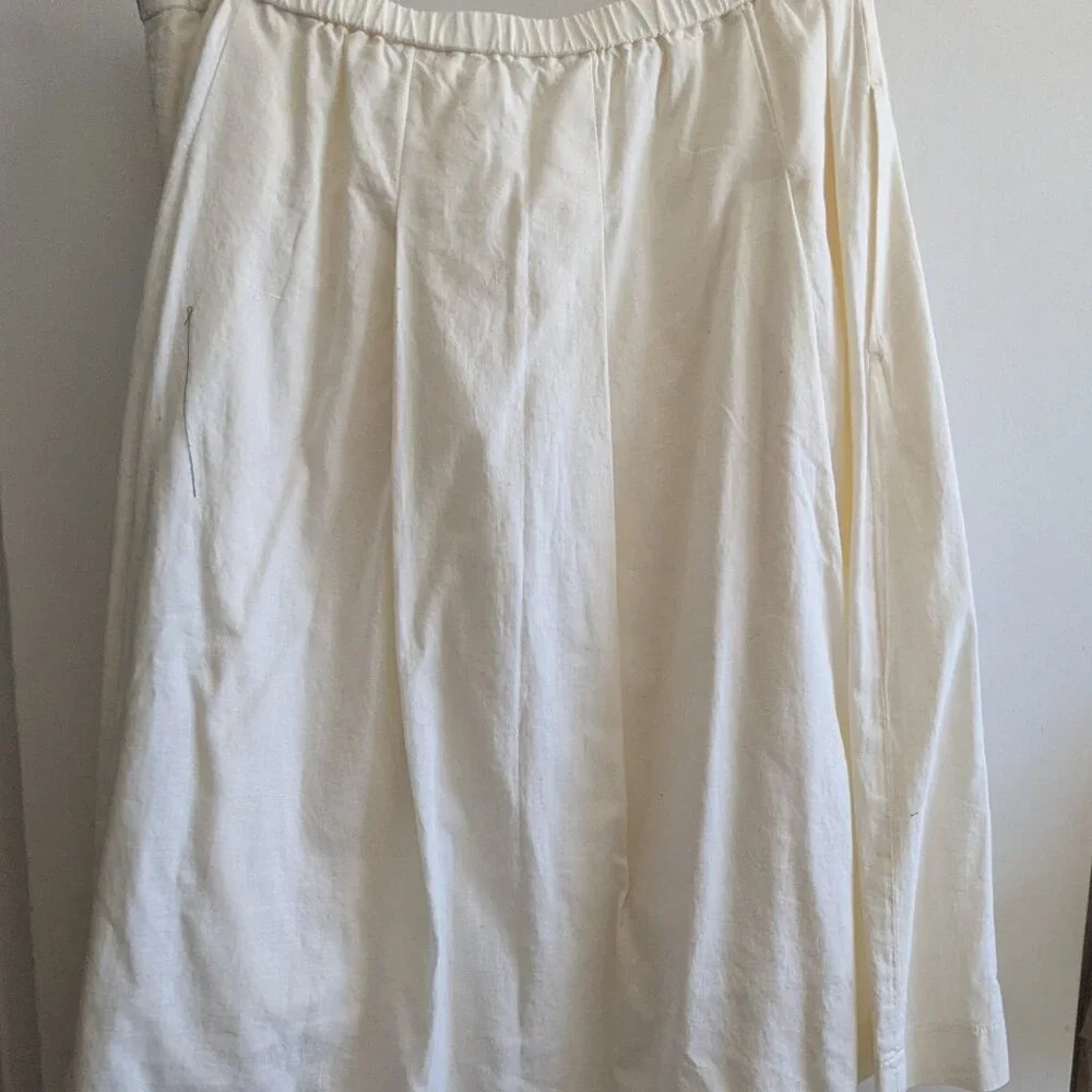 BNWT UNIQLO White Cotton Linen Blend Skirt - Picture 2 of 4